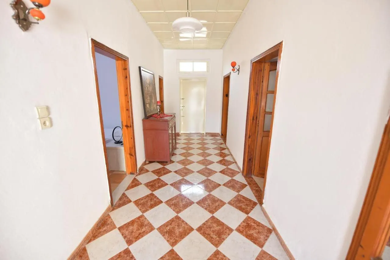 Fishta Villa And Apartments Shkodër